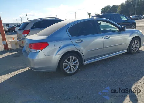 2013 Subaru Legacy 2.5I Premium из США, поврежденный, VIN 4S3BMCC66D3027691